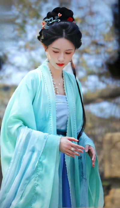 周也