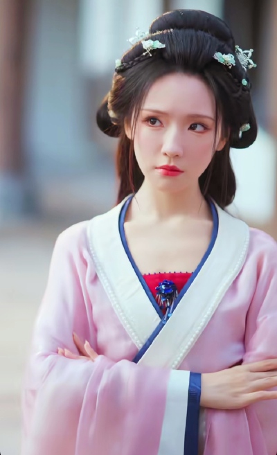 王云云