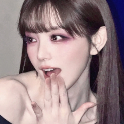 我们讨论爱就像讨论牡蛎
记得单收，单收=单图收藏