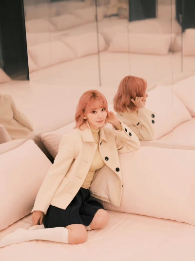 宮脇咲良INS更新