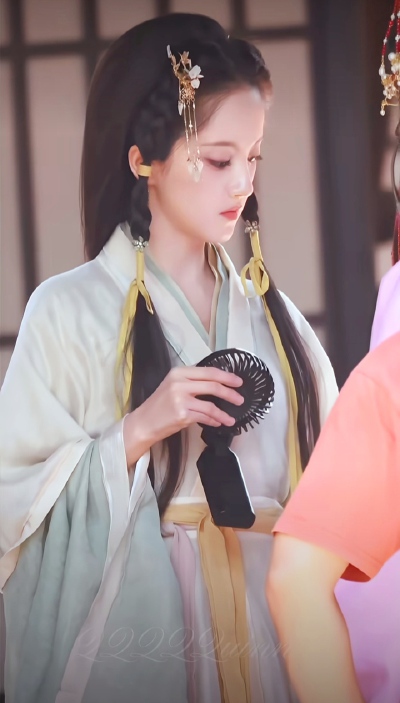 王俊笔