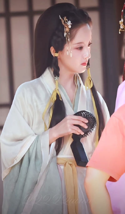王俊笔