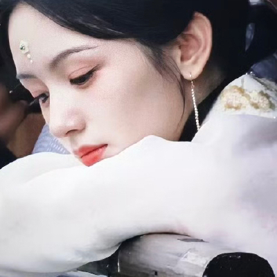 留晓梦，惊破一瓯春