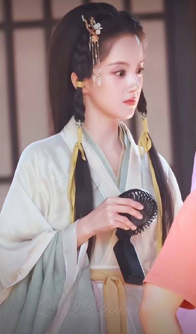 王俊笔