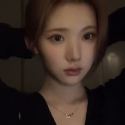 你给我做人工呼吸 为什么都吸出水了 我嘴巴都没感觉