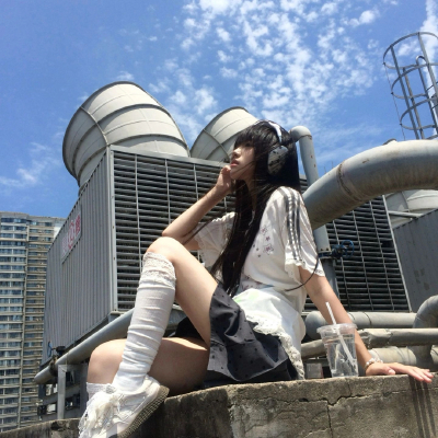 女头