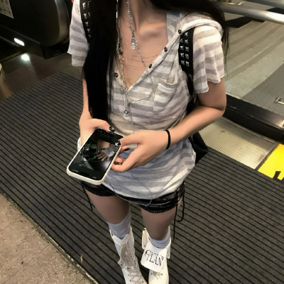 女头