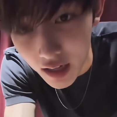 和爸爸说说你怎么了