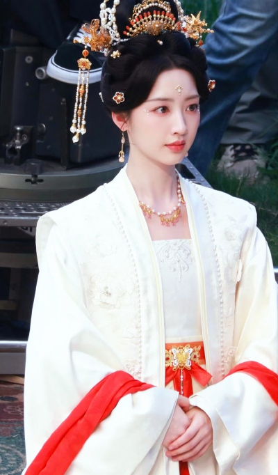 邓恩熙