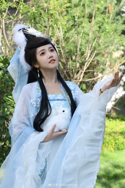 宥拉