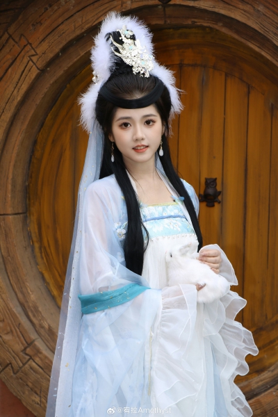 宥拉