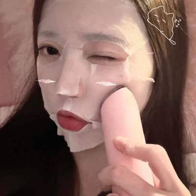 郑妮妮，小乐乐
记得单收，单收=单图收藏