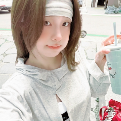 ♡̶⑉
