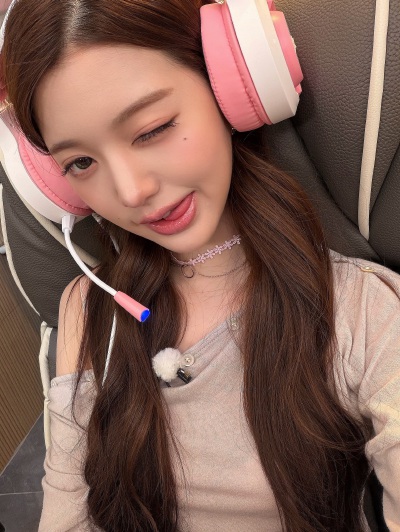 张元英