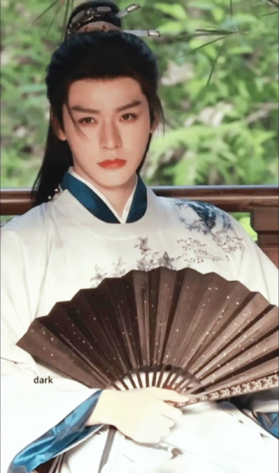 龚俊