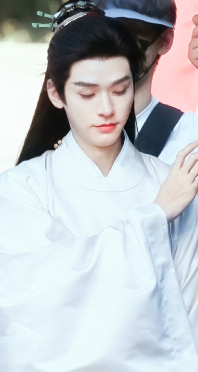 龚俊