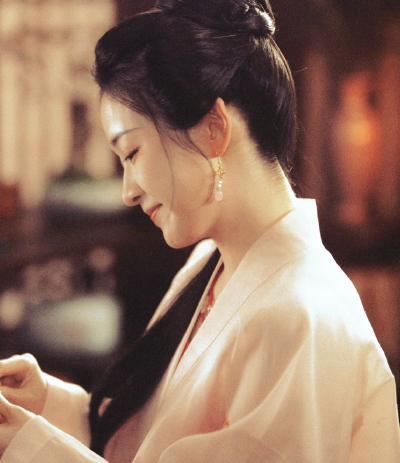 谭松韵/刘美含