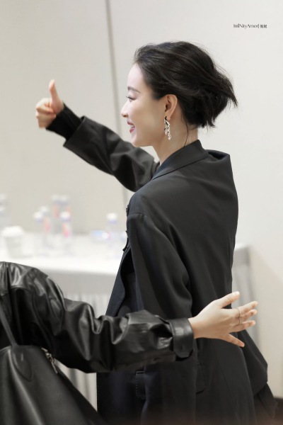 倪妮
