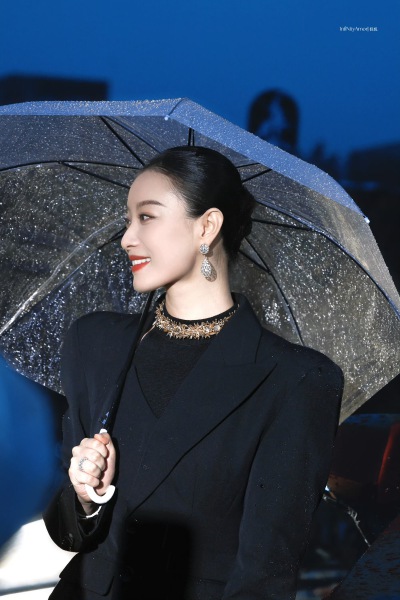 倪妮