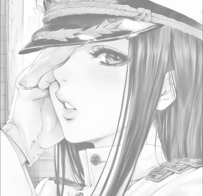 女