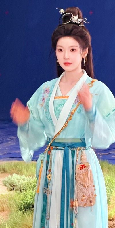 张淼怡