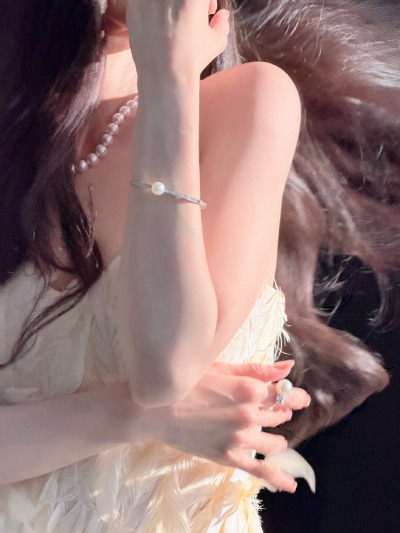 李一桐