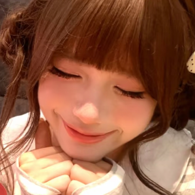 可爱如你，美艳如你。