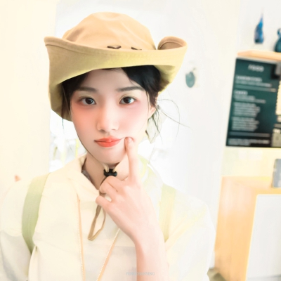卢昱晓