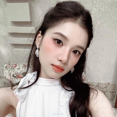 张婧仪 