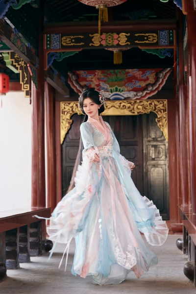 孔雪儿