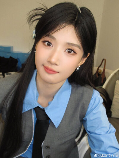卢昱晓