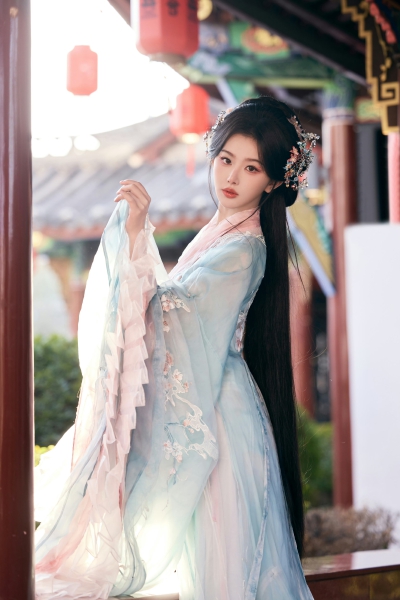 孔雪儿