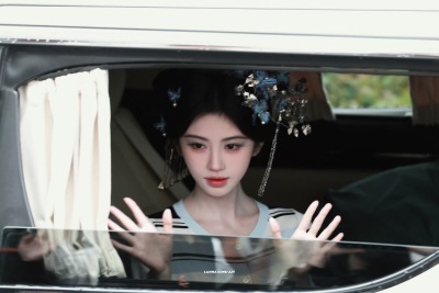 鞠婧祎