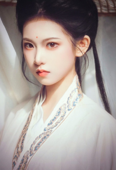 女儿傲骨胜千钧