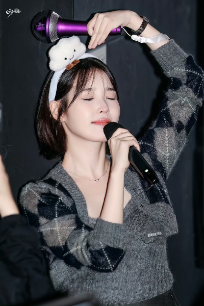 iu