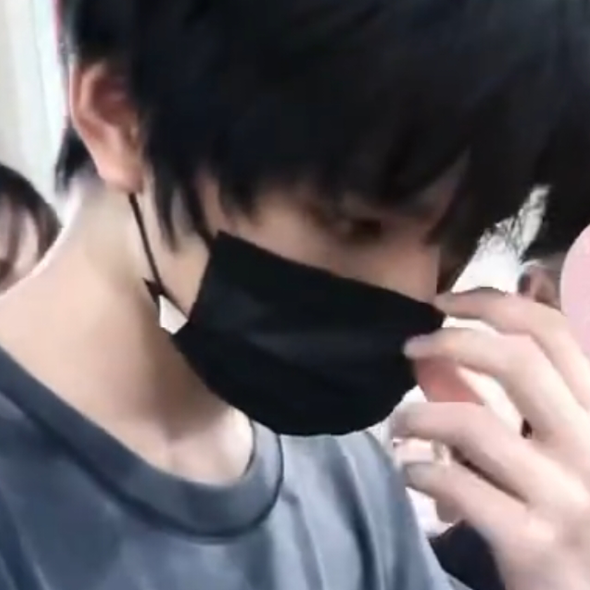 我总是对你的逞强和假装无能为力