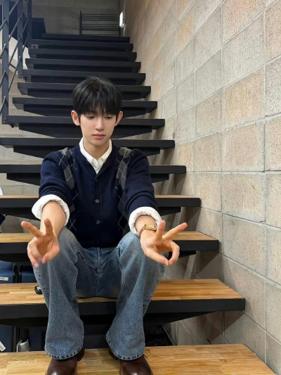 。