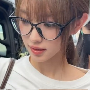 呢呢