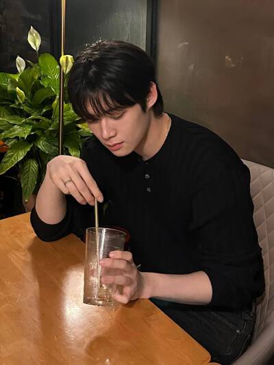 。