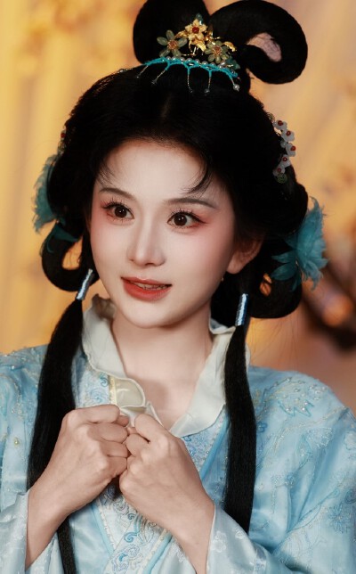 马秋元《与君朝朝赴明月》乔韫