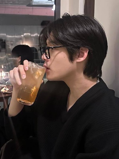 。