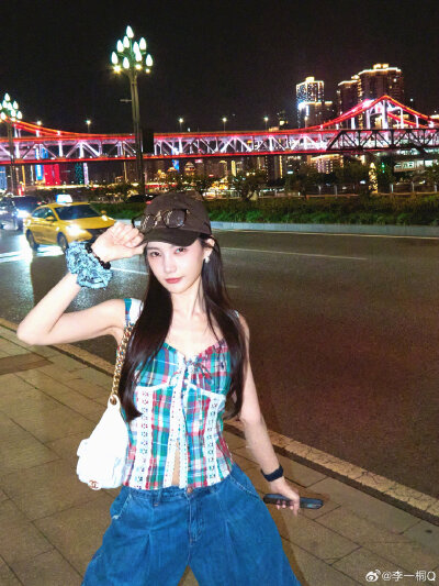 李一桐