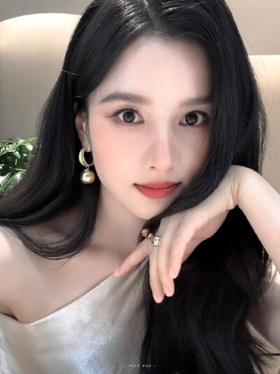 张婧仪