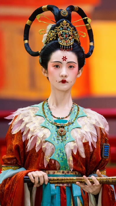 张艺凡