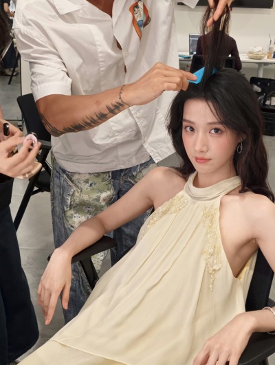 卢昱晓