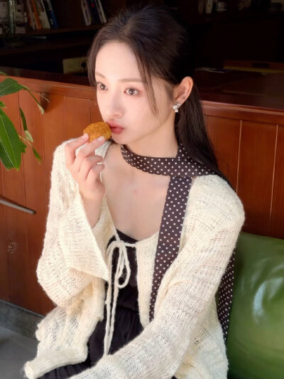 周洁琼