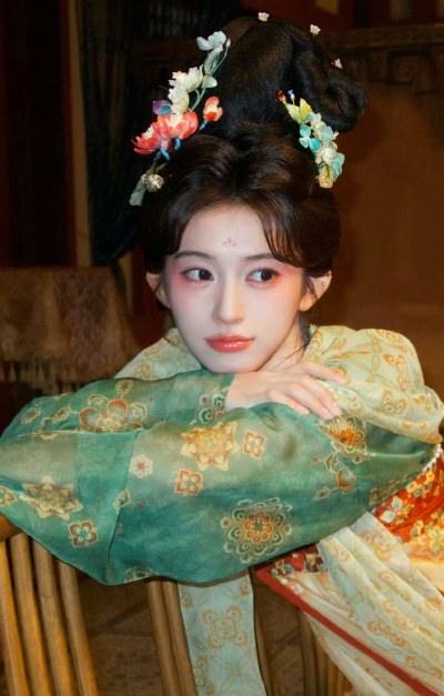 魏奕菲