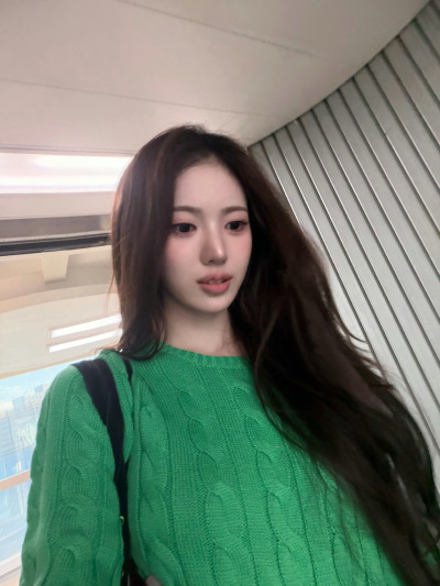 kiiikiii Sui李守彬