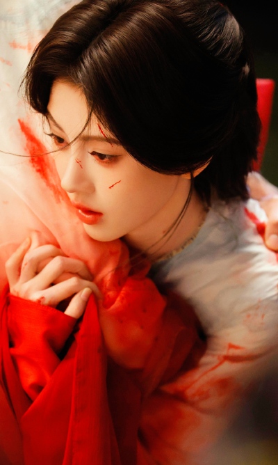 鞠婧祎