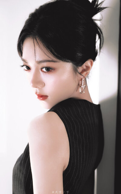 赵今麦